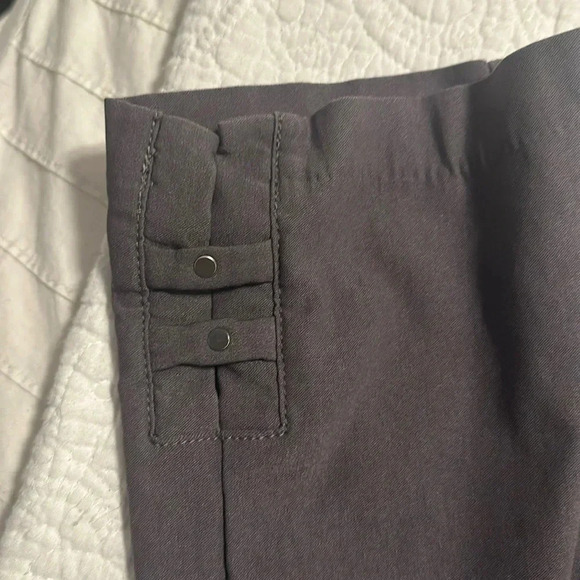 Lee Women's Capris in Dark Gray - Picture 2 of 6